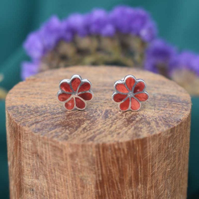 Aretes Pequeños Lirio de los incas