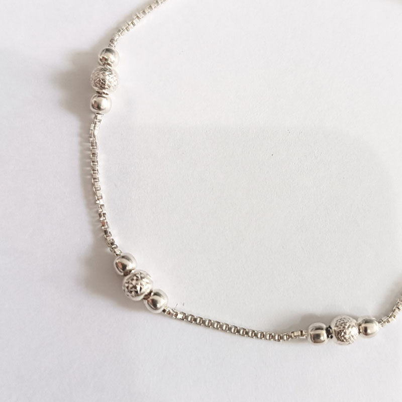 Pulsera Regulable 9 Esferas - Image 2