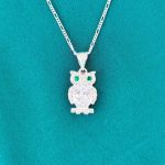 Dije Colgante Búho en Plata ley 925 con Zircón | Amuleto de Sabiduría