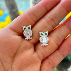 Alternative view of Aretes Colgante Búho en Plata ley 925 con Zircón | Amuleto de Sabiduría