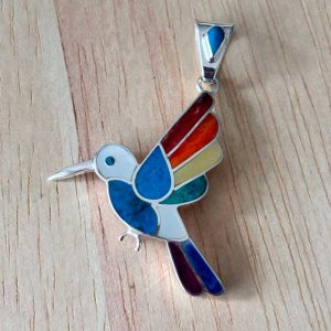 Alternative view of Dije Colgante Colibrí Andino en Plata ley 950  | Joyería Espiritual Andina