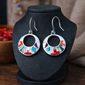 Alternative view of Aretes Ciclo Solar Andino en Plata 950 | Aretes Mosaico