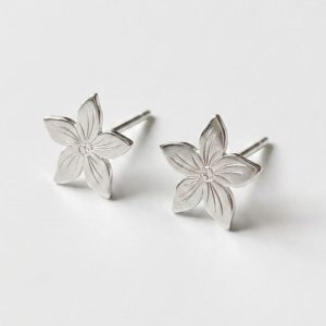 Aretes Flor de Jazmín en Plata Ley 925 | Broqueles Botánicos Minimalistas para Dama