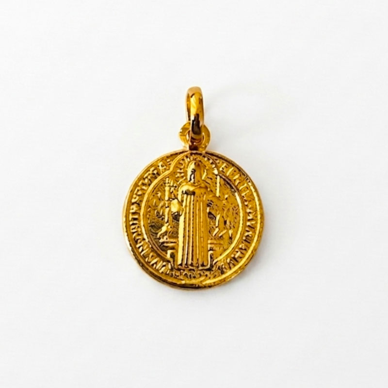 Dije Medalla de San Benito en Plata 925 con Baño de Oro 18K | Medalla religiosa y de Protección Espiritual - Imagen 4