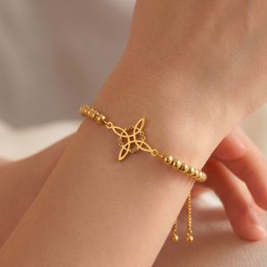 Alternative view of Pulsera Nudo de Bruja en Plata 925 con Baño de Oro 18K | Pulsera Ajustable de Protección y Suerte