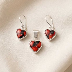 Set Latidos de Protección en Plata Ley 950 | Juego de Aretes y Dije Corazón de Huayruro | Joyería Fina Peruana en Conjunto